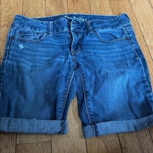 American Eagle Outfitters Dark Blue Cuffed Denim Shorts Women’s Size 8 Medium M